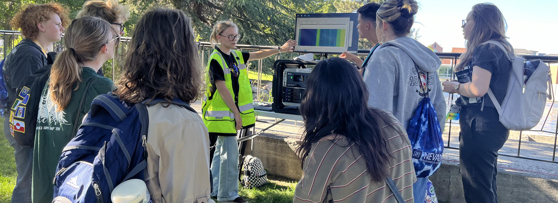 Students learning about DAS at UNR